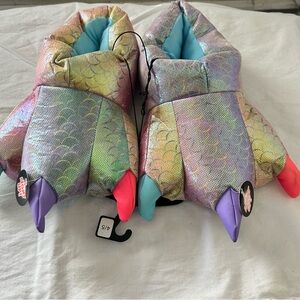 NWT Light-Up Mermaid Monster Claw Slippers-Big Girl Size 4/5